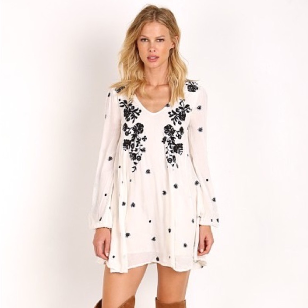 Free People Ivory Flora Embroidered Long Sleeve Sweet Tennessee Mini Dress Sz M